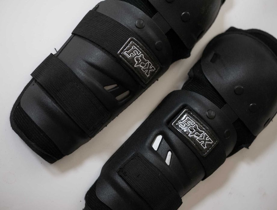 Протектори налакътници Fox