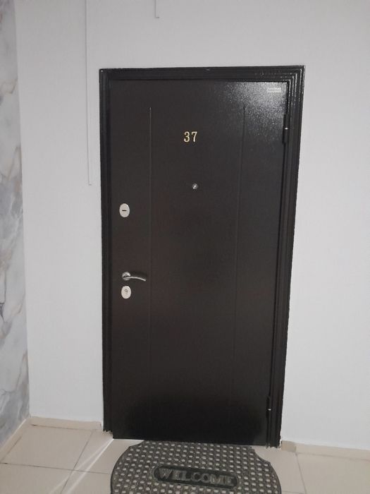 Продается замок для железной двери