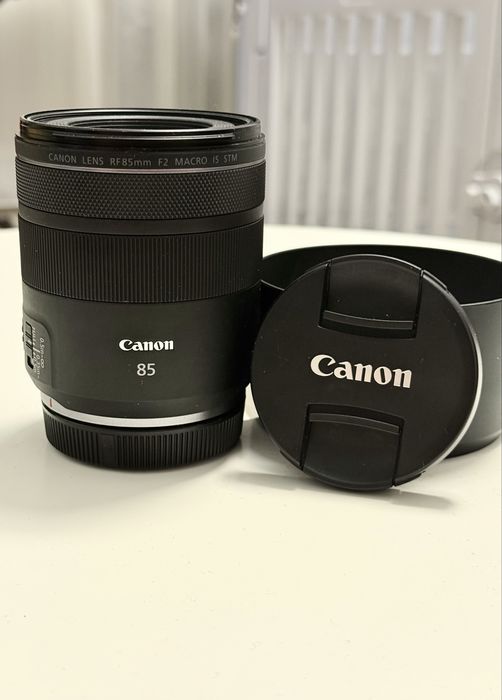Vând Obiectiv Canon RF 85mm f/2.0