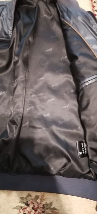 Продам мужские куртки