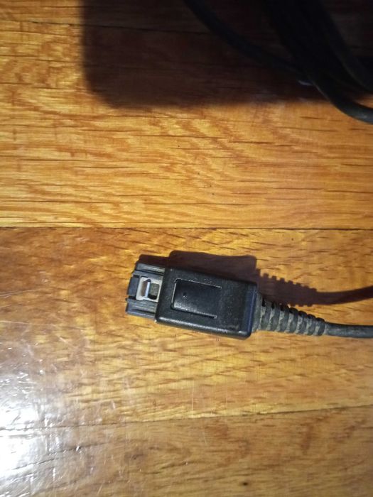 Силиконов гръб и зарядно за телефони