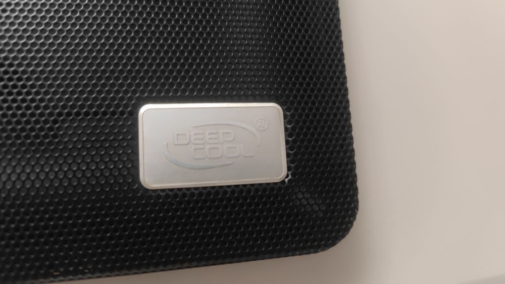 Подставка для ноутбука Depp cool для охлаждения от перегревания BTS