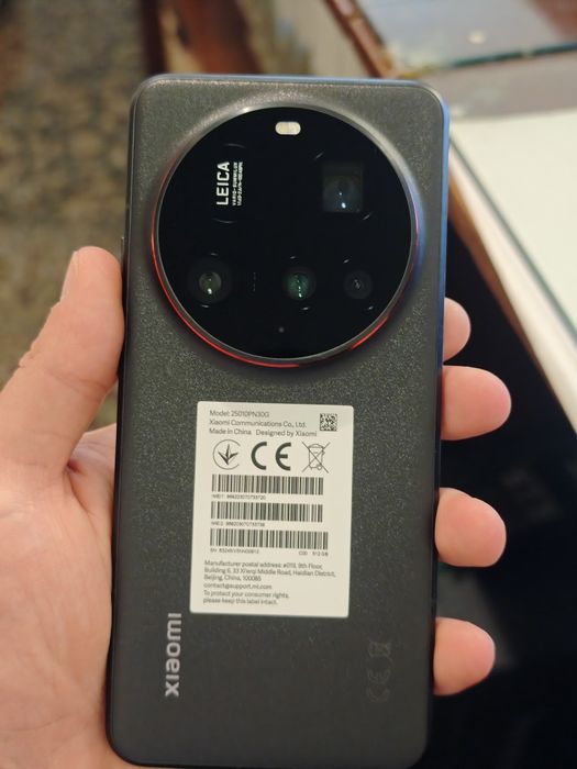 Xiaomi 15 ultra  512/16 Gb Global и то что на фото чехлы всё продаётся