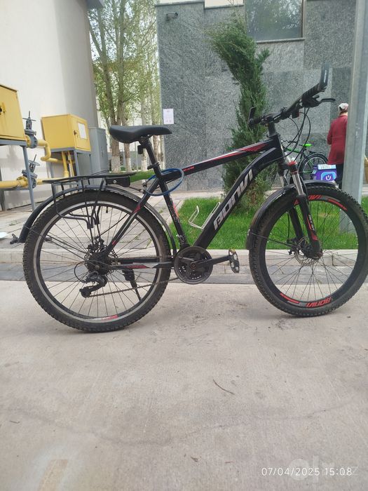 Velosiped sotiladi.
