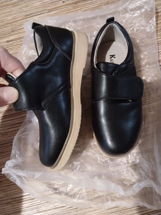 Ботинки новые 26 размер