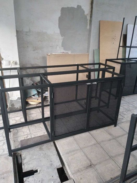 Сделаем металлический стелажи.