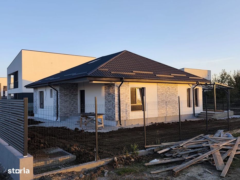 FARA COMISIOANE Gulia casa 4 camere 2 bai PARTER placa incalzire 560m