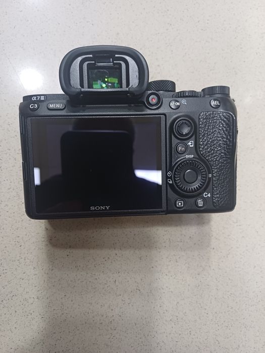 Сони а7 3 боди сотилади холати яхши