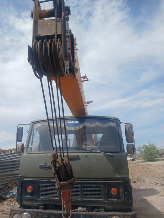 Продам авто кран маз