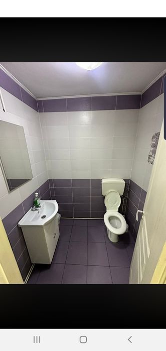 Închiriez spatiu comercial în  Beius