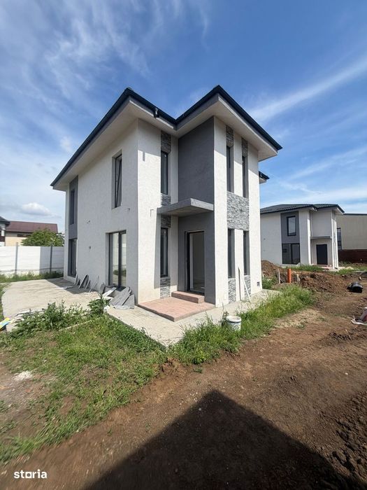 Casa Singulara - 4 Camere, Toate Utilitatile, Teren 400 Mp, Comis 0%