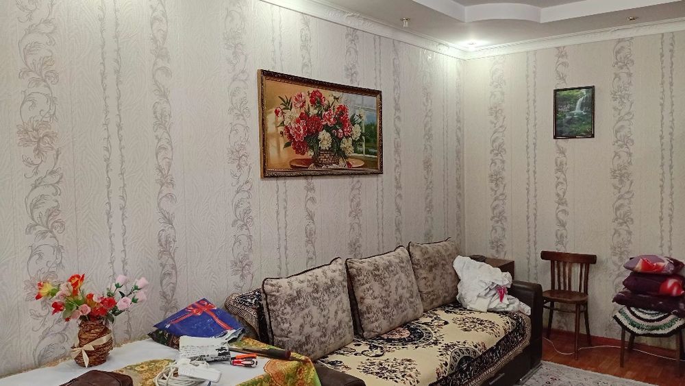 Продаётся 2х ком. кв. в 11мкр дом 12