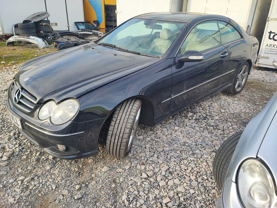 Мерцедес CLK W209 320 cdi 224 коня AMG На Части черна