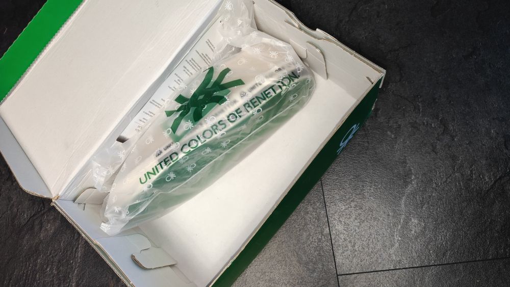 Adidași/Teniși Benetton