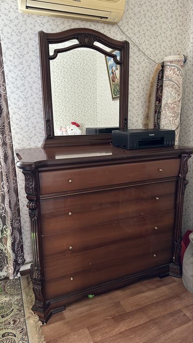 Шкаф+комод сатылады