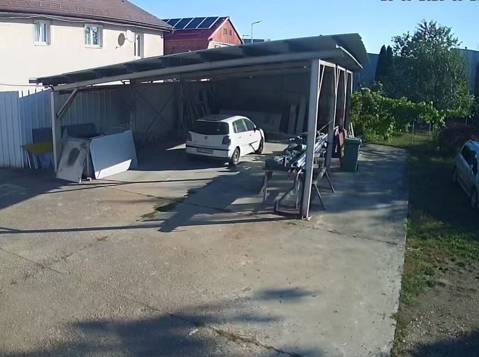 Închiriere garaj/locuri parcare.