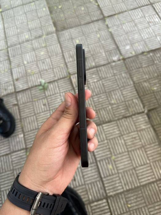 Продавам Oneplus 15 512gb