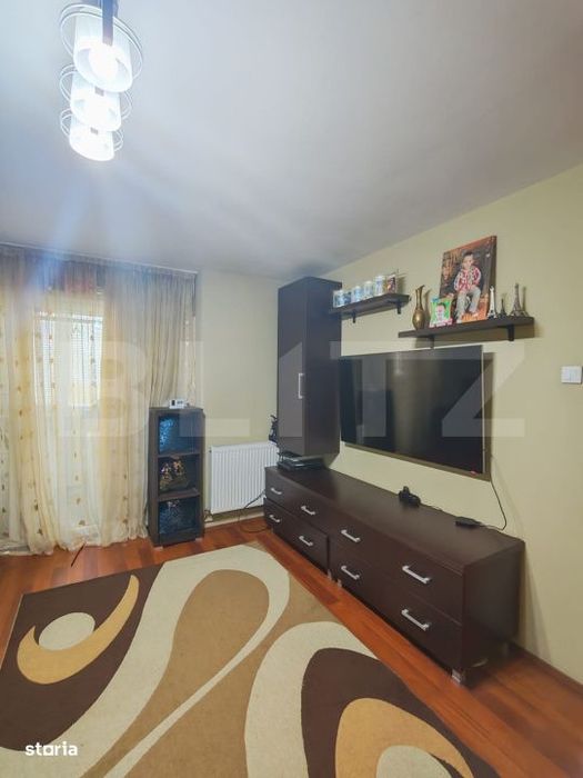 Apartament cu 2 camere, decomandat, 55 mp, zona Materna