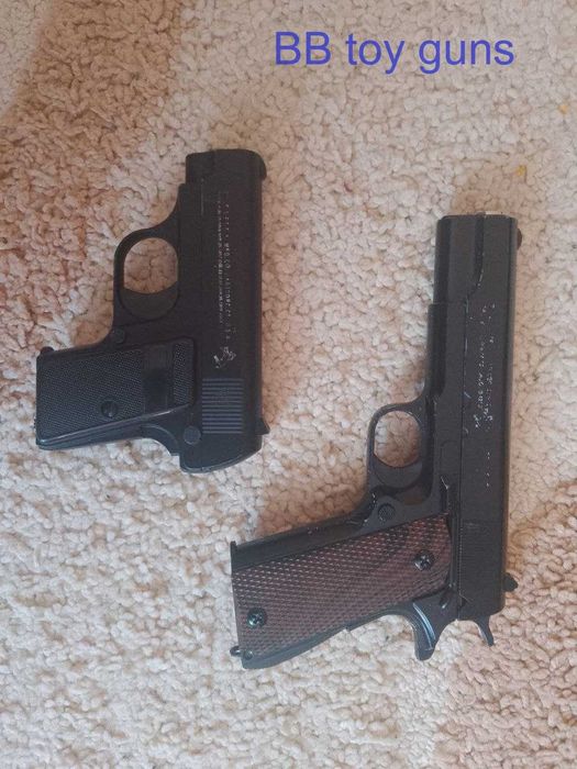 Lot pistaole airsoft/BB / capse