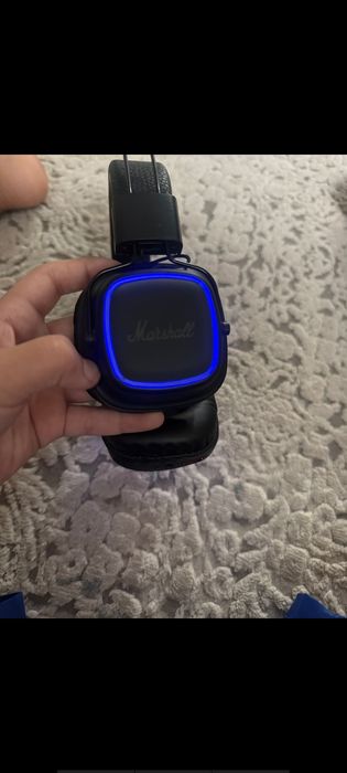Наушники Marshall