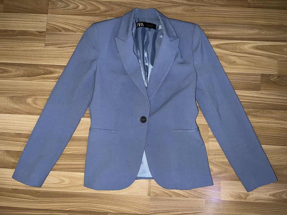 Женский брючный костюм zara