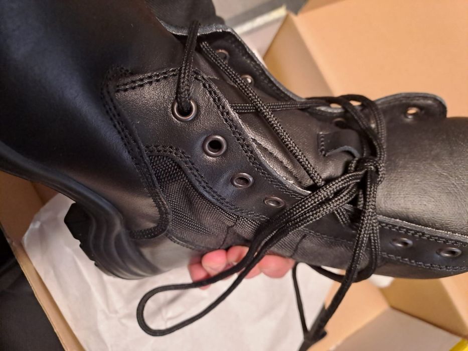 Bocanci impermeabili