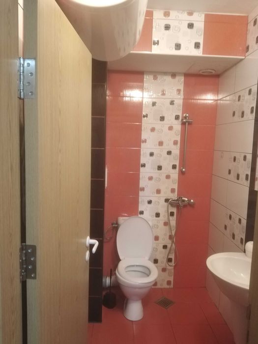 Продавам едностаен обзаведен апартамент