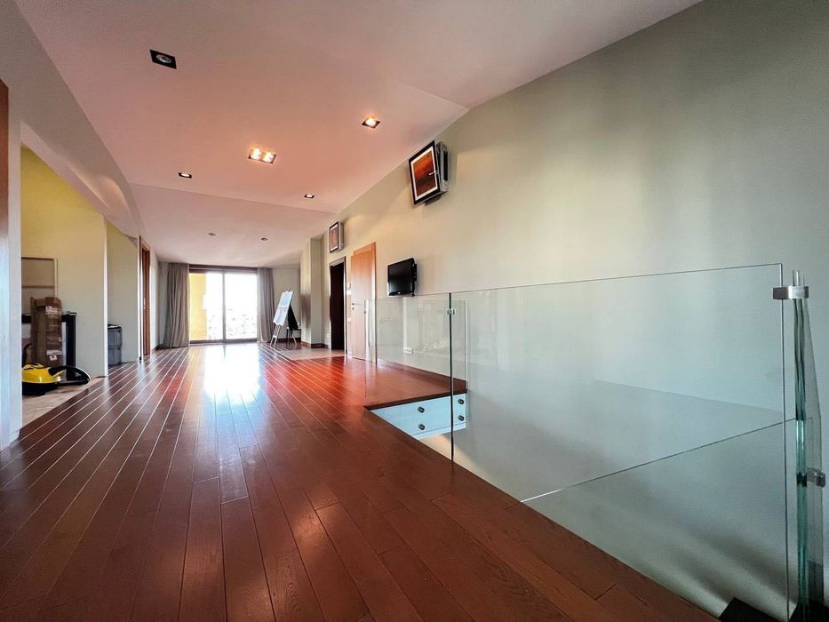 Ойбек Аренда Имперял 5 комнт а уютная квартира в новостройке