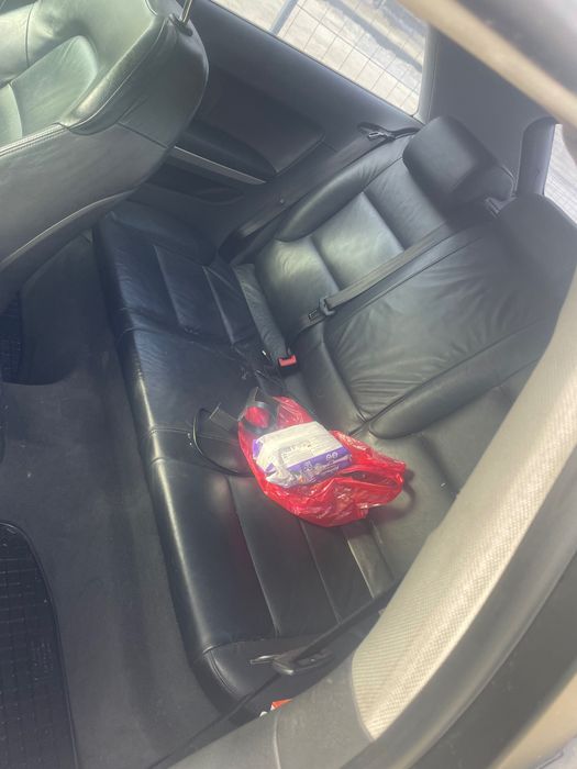 Продавам Ауди 3 140 к.2005г