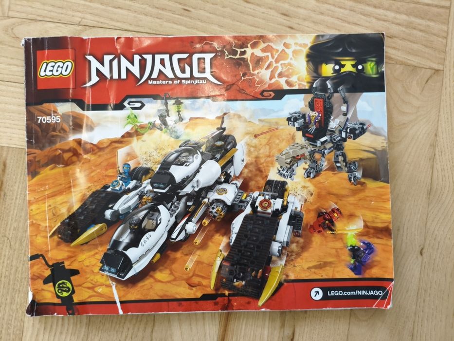 2xLego  Ultra stealth raider 70595