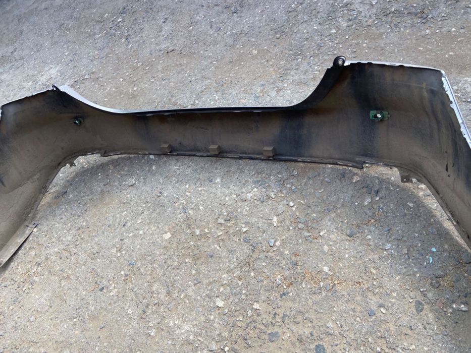 Задний бампер Toyota Camry (70)