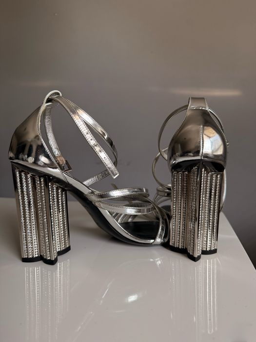 Сандали Louis Vuitton с ток оригинални