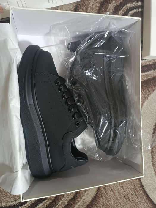 Кроссовки "Alexander McQueen"