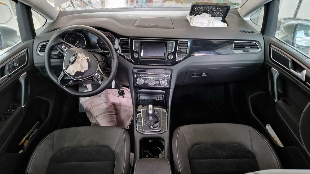 Dezmembrez VW Golf VII 7 Sportsvan 1.4 TSI 57.304km DSG Bi-Xenon LED