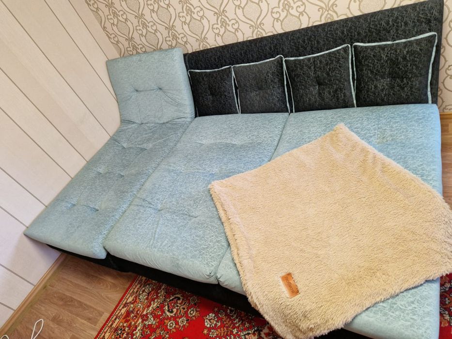 Продам диван Пума