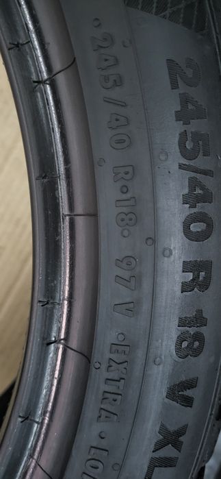 2 anvelope 245 40 18 continental de iarna 7,3mm