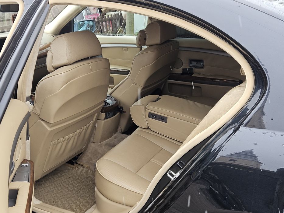 Vând BMW 750LI  2005