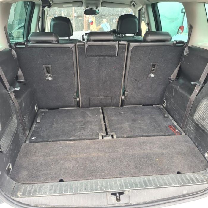 Bancheta sempiele cu centuri Opel Zafira C