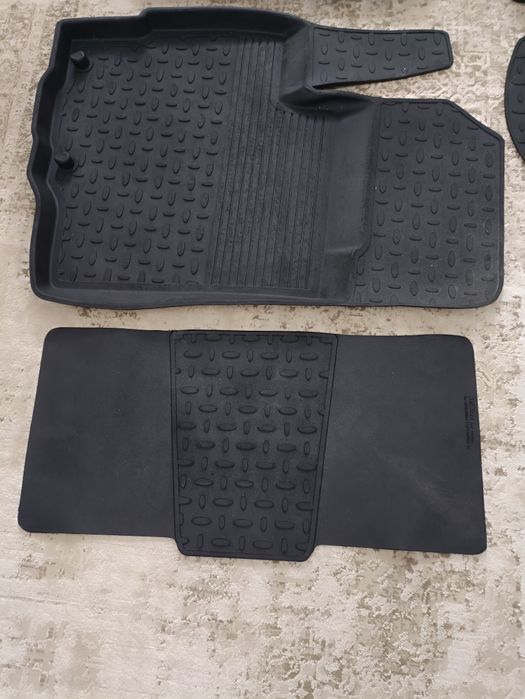 Коврики на Mitsubishi Outlander
