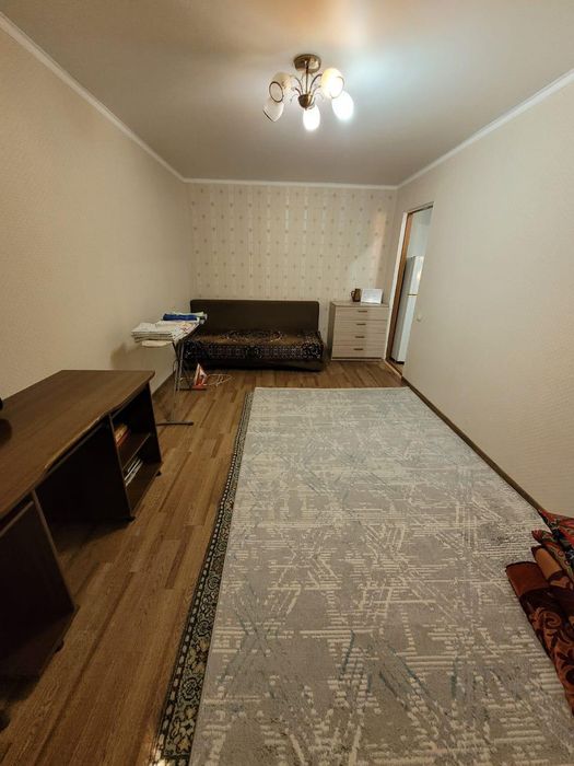 Сдам 2х комн квартиру