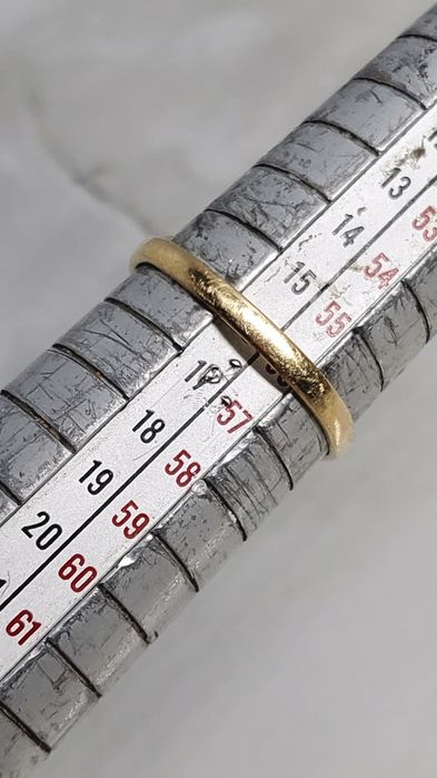 Inel din aur de 14K cu model texturat – mărime 56, 2,35 g