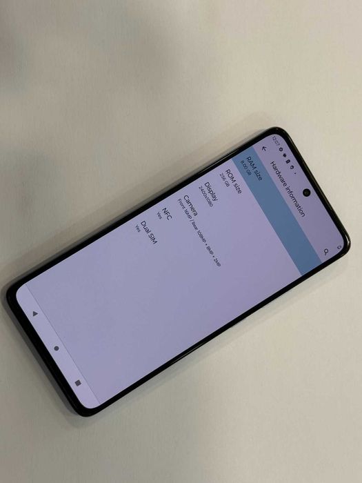 Motorola G72 – 256GB / 8GB RAM