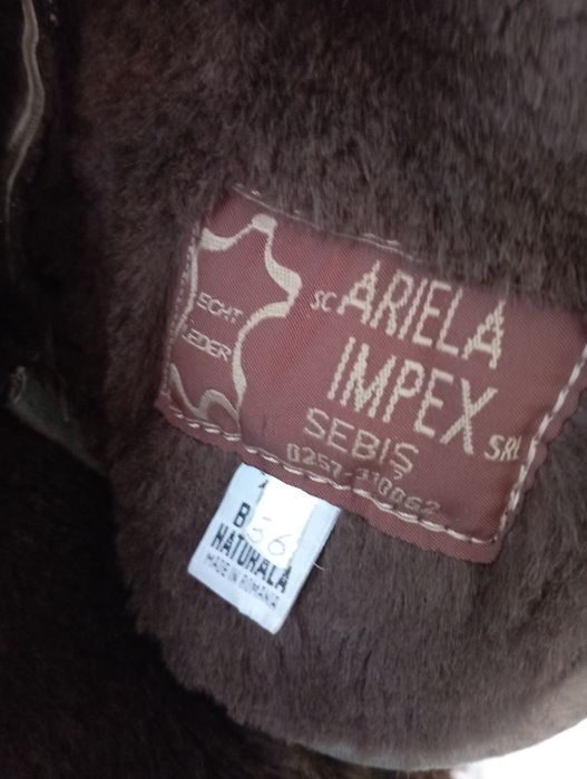 Vând Cojoc dama din blană naturală