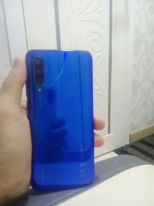 Телефон продам Xiaomi mi 9 lite 64 Гб