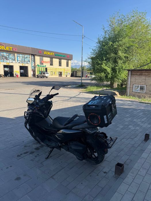 Продам мопед Н макс N max