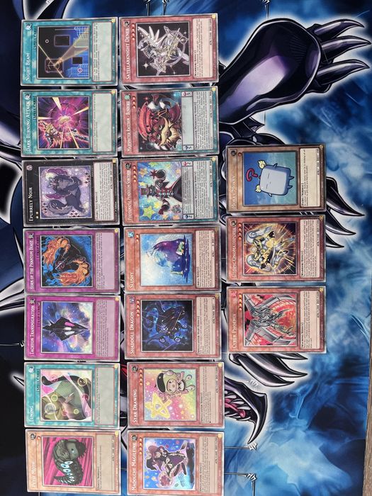Yu-gi-oh карти.