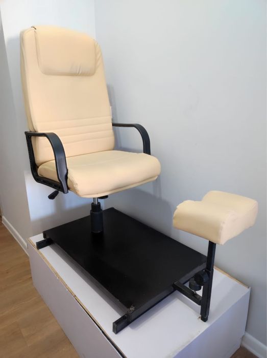 Продам педикюрное кресло