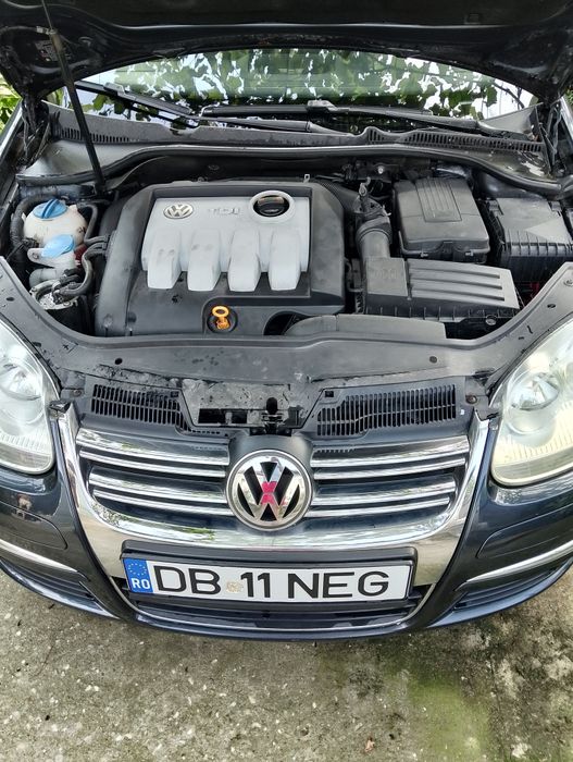 Volkswagen Jetta An 2007, foarte bine întreținută motor 1,9 Diesel preț 2500 euro negociabil nr.tf 0720397328