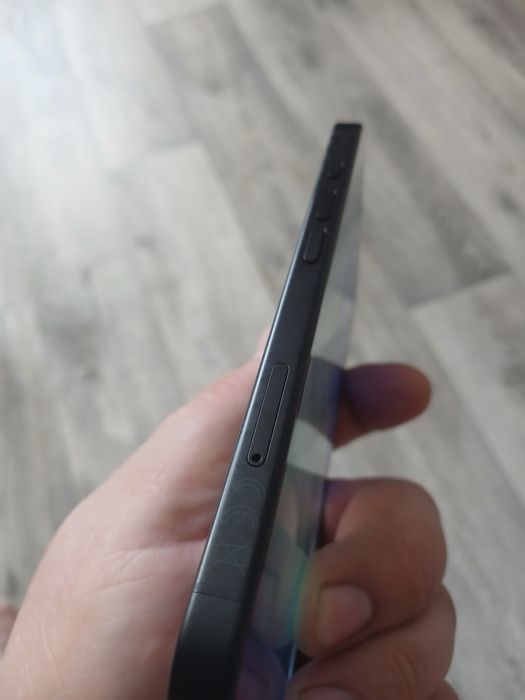 IPhone 16 128 заблокированный