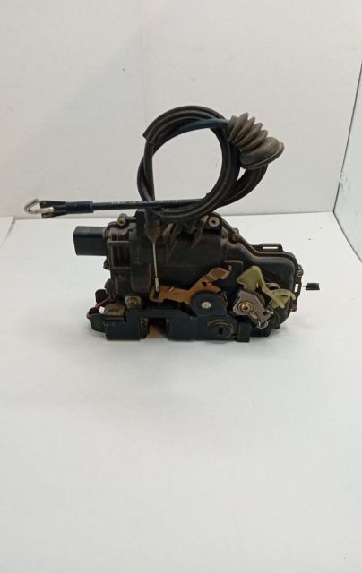 Broasca  dreapta spate Volkswagen VW Golf a 4-a generatie